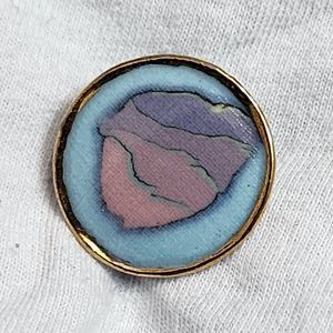 Vintage Acrylic Canvas Beach Shell Art Pin Blue‎ Gold Ring 70s 80s Retro Cool